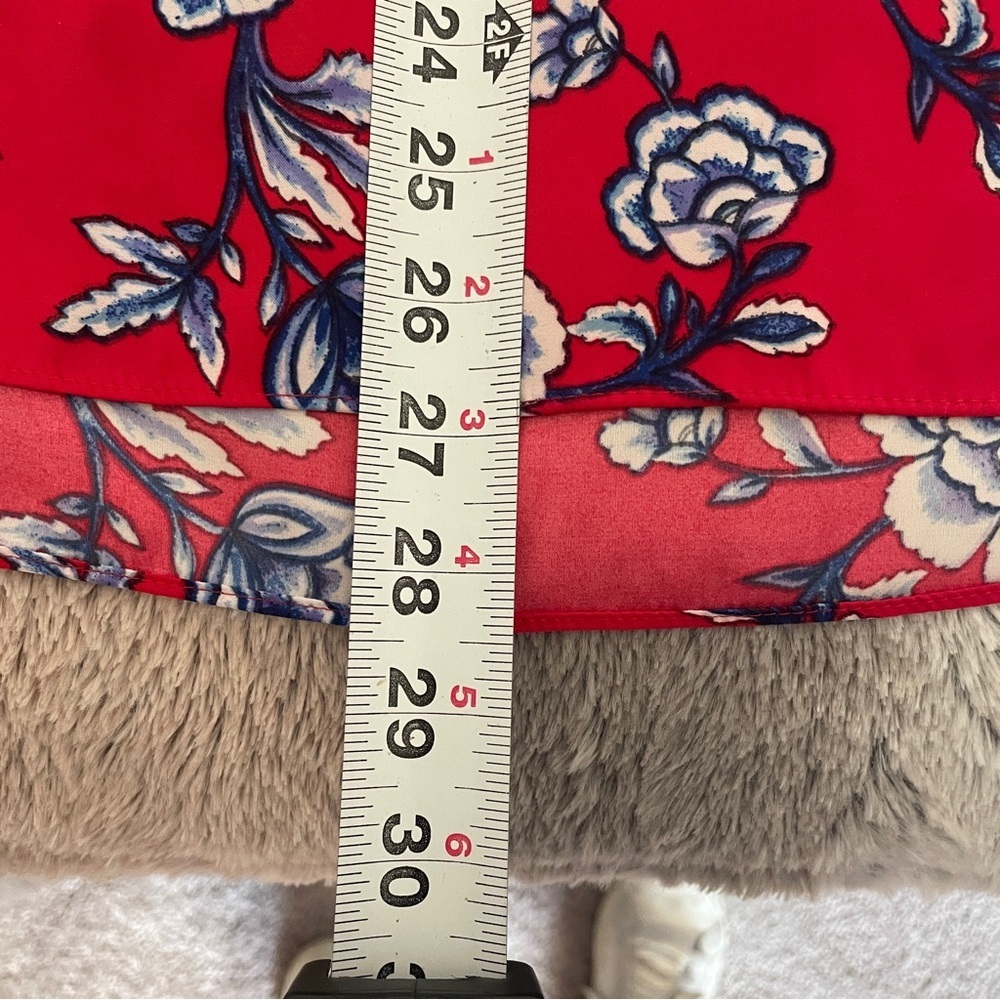 Express WomenFloralBlouse Red Pink Blue Short Sleeve V-Neck Tunic Top Size Large - Picture 7 of 7
